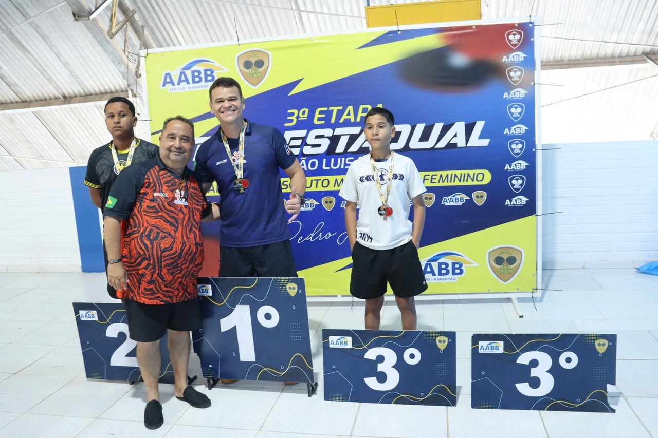 AABB São Luís se destaca na 3ª Etapa do Estadual de Tênis de Mesa e homenageia o ícone Pedro Araújo!