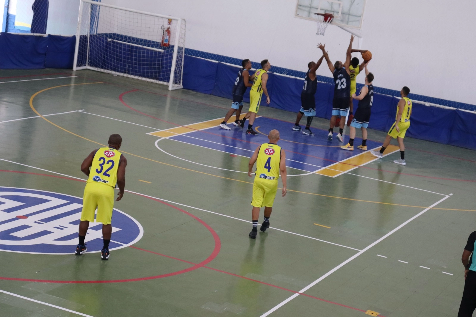 Basquete